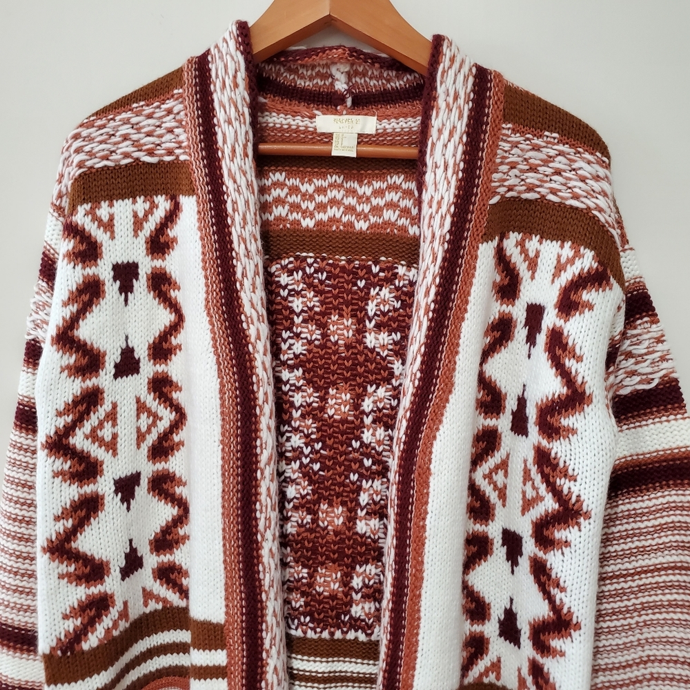 BNWOT Forever21 Aztec geometric long open cardigan small - Picture 2 of 9